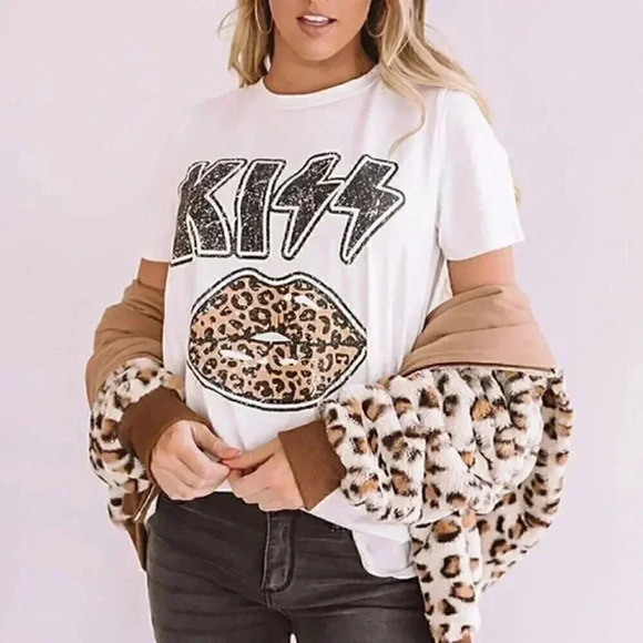 KISS Leopard Lips T-Shirt Tee Top Shirt - Picture 1 of 5